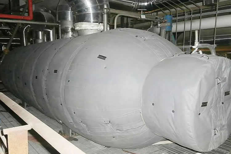 再沸器保溫,再沸器<a href=http://www.siweitape.com.cn/e/tags/?tagname=%E4%BF%9D%E6%B8%A9%E5%A5%97 target=_blank class=infotextkey>保溫套</a>,<a href=http://www.siweitape.com.cn/e/tags/?tagname=%E6%8D%A2%E7%83%AD%E5%99%A8%E4%BF%9D%E6%B8%A9 target=_blank class=infotextkey>換熱器保溫</a>